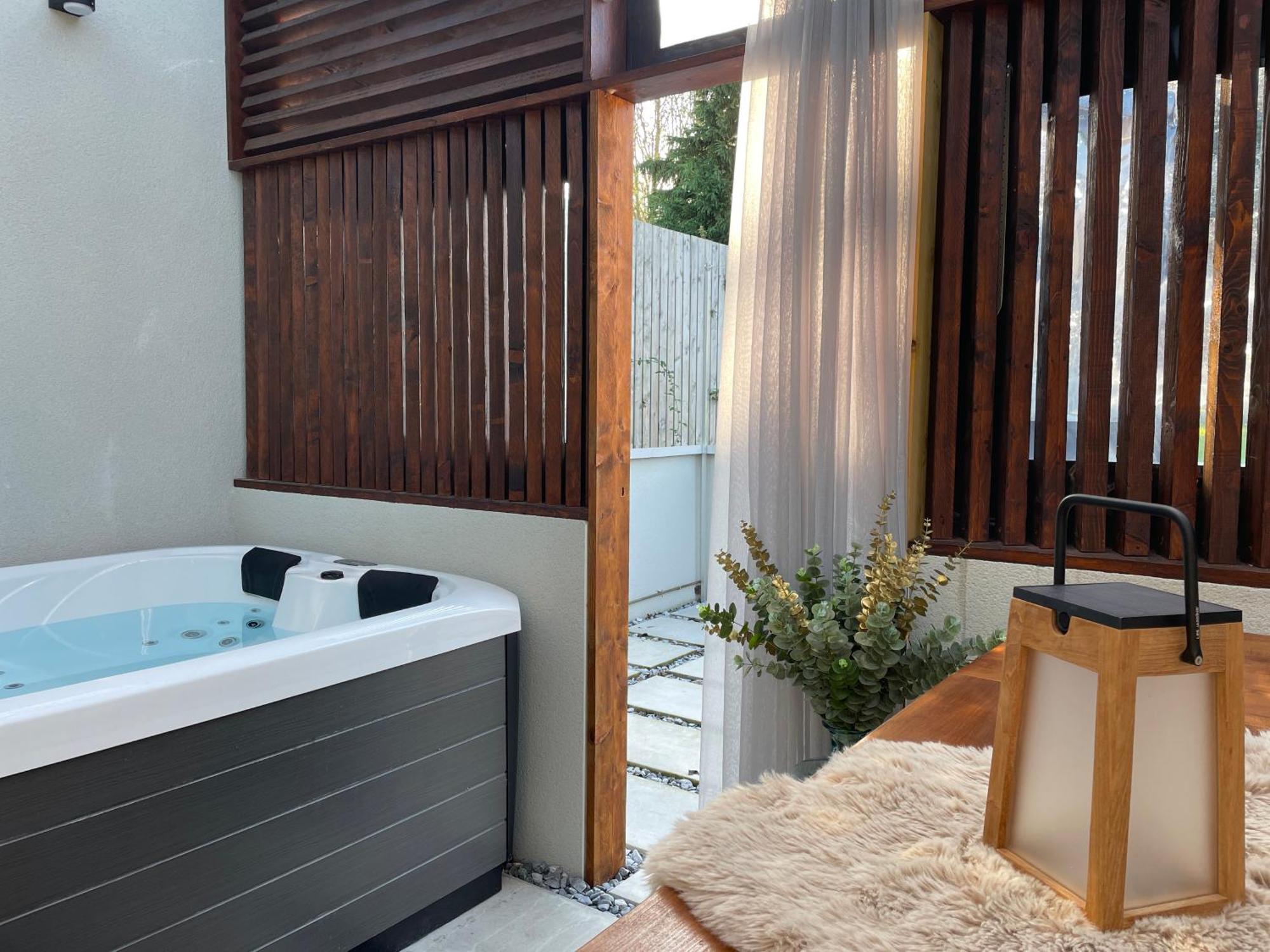 Yanna Lodge, Classe 4 Etoiles Avec Couvert Entierement *