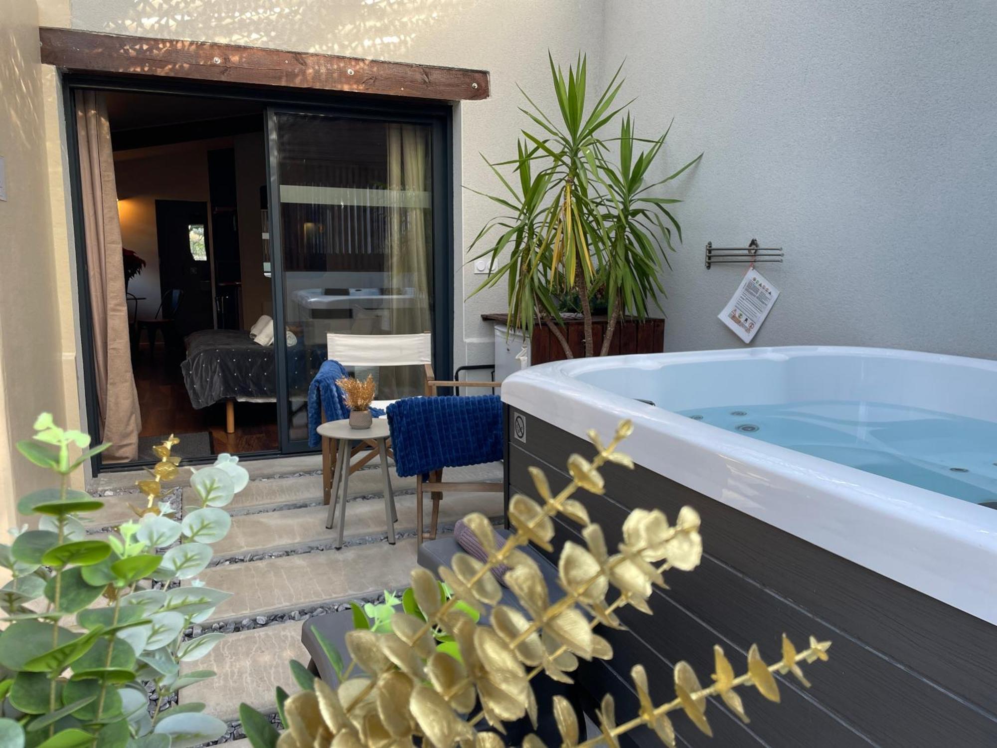 Holiday home Yanna Lodge, Classe 4 Etoiles Avec Couvert Entierement *